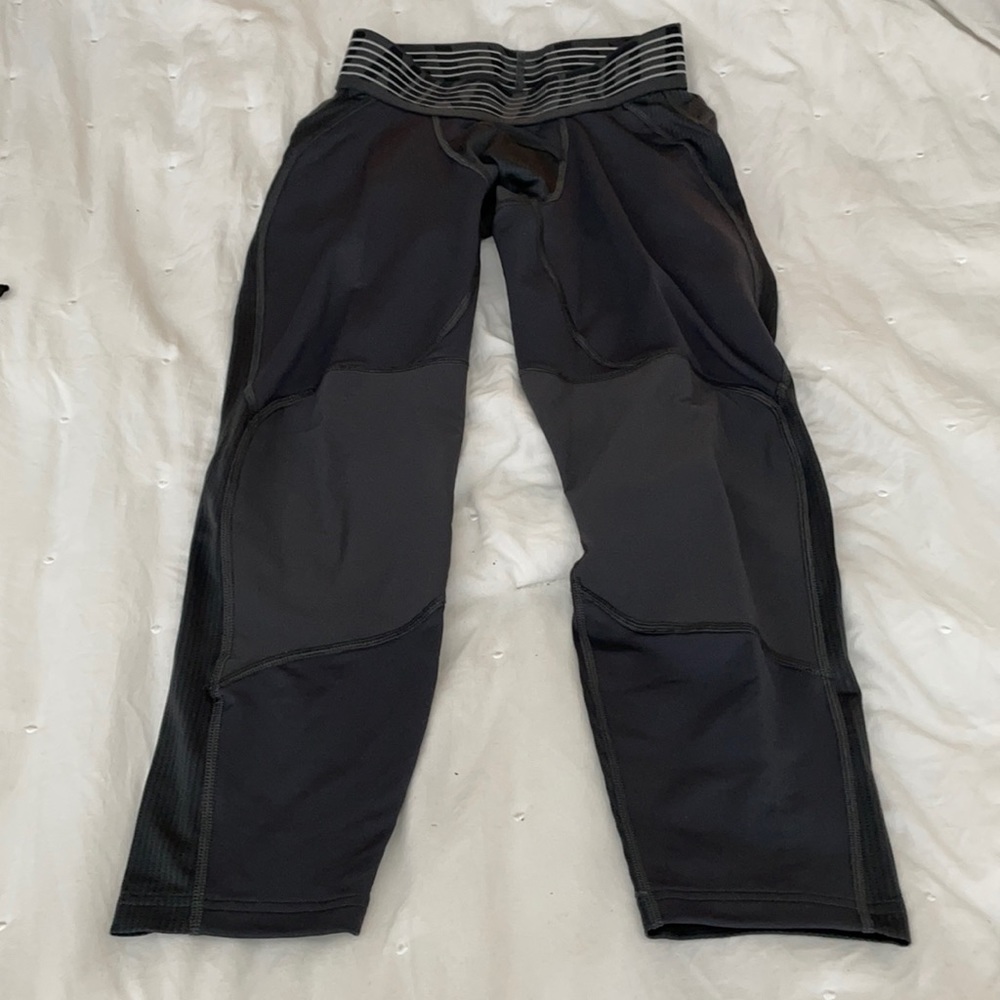 Men’s Nike Pro compression pants small gray